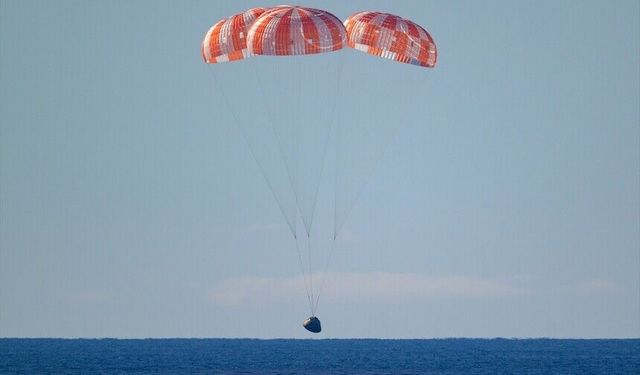 Ay Görevinden Dönen Artemis II Ekibi Tarihe Geçti