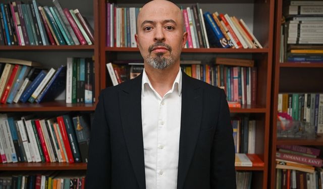 İngiltere’de Türkler Gündelik İslamofobiye Maruz Kalıyor