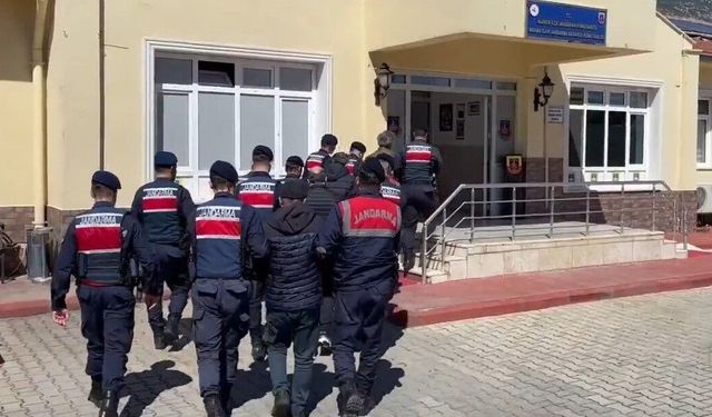 Jandarmadan Dev Operasyon: 425 Bin Hap Ele Geçirildi