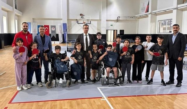 Cizre’de şampiyon sporculara İl Müdürü Din’den ziyaret