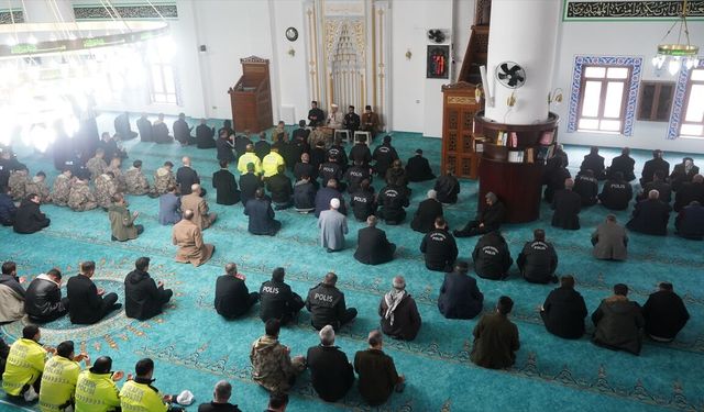 Şırnak’ta Polis Haftasında Şehitler İçin Mevlit