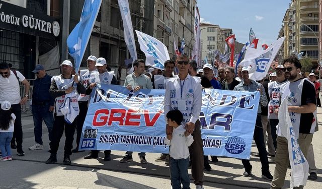 Gaziantep’te 1 Mayıs coşkusu meydanlara yansıdı