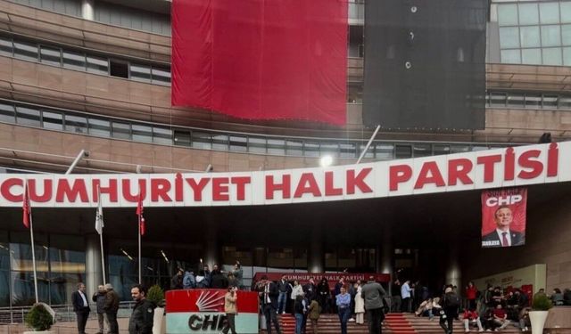 CHP’de Yönetim Krizi Tırmanıyor