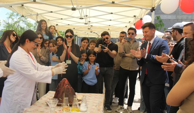 Cizreli Öğrenciler Bilim Fuarında Buluştu