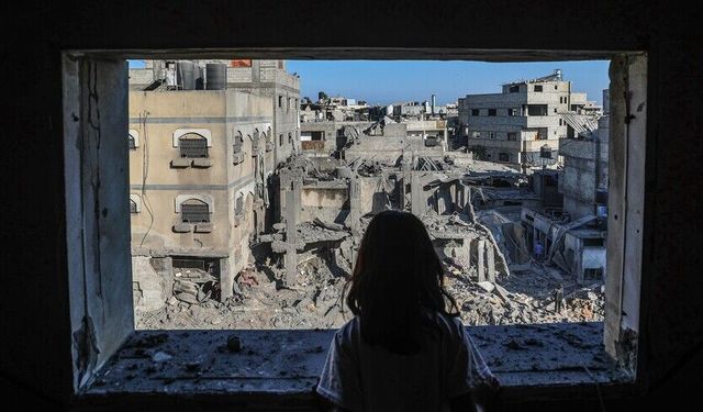 Gazze’de Sivillerin Bulunduğu Alana Saldırı