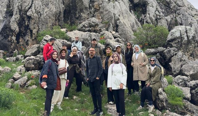 Gerger'de Abacık Yaylası Doğaseverleri Bekliyor