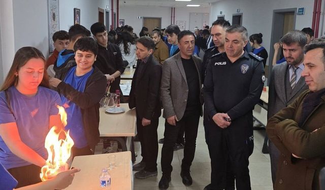 Gölbaşı’nda Öğrencilerden Bilim Dolu Etkinlik