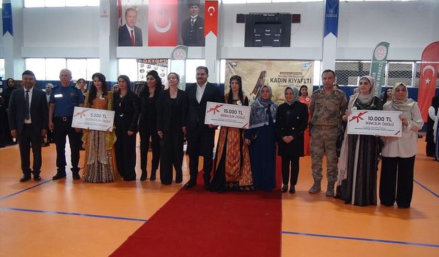 Şanlıurfa'da kadın kıyafeti tasarımı yarışması düzenlendi