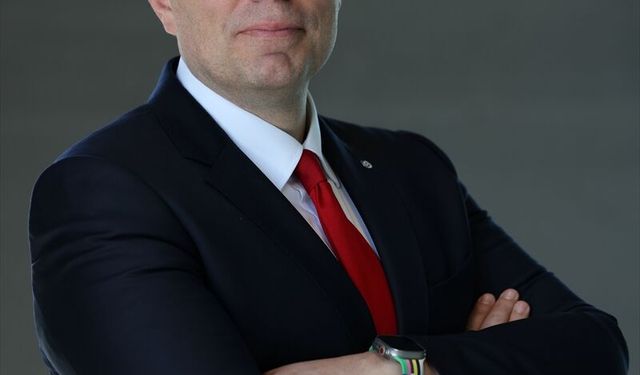 Abdi İbrahim, ilaçlarda elektronik talimat dönemini açtı
