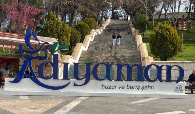 Adıyaman'da hafta sonu sıcaklık 36 dereceye çıkacak.
