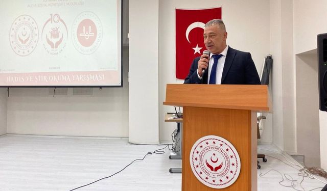 Adıyaman'da Çocuklar Hadis ve Şiirde Yarıştı