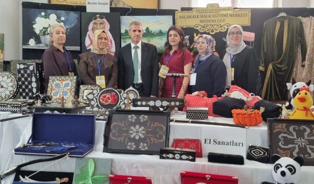 Akçakale'de El Emeği Ürünler Sergilendi