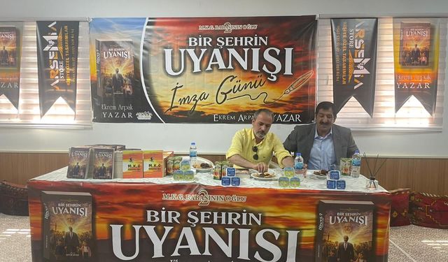 “Bir Şehrin Uyanışı” Kitabı Okurlarla Buluştu