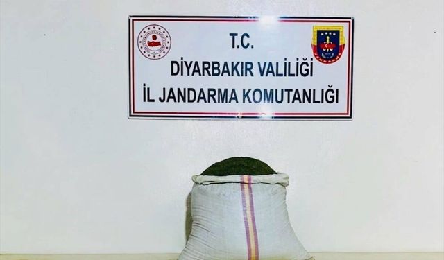Diyarbakır'da uyuşturucu operasyonu: 10 şüpheliye işlem