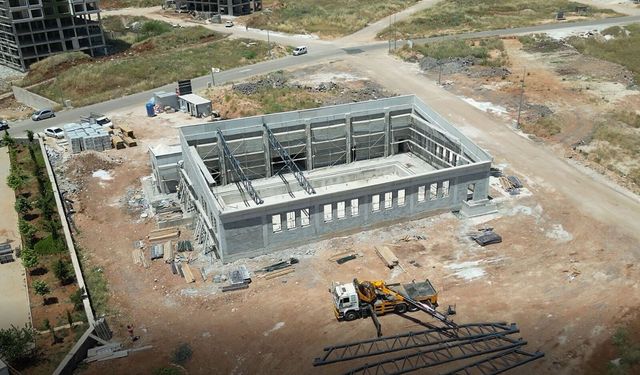 Haliliye'ye Yarı Olimpik Yüzme Havuzu