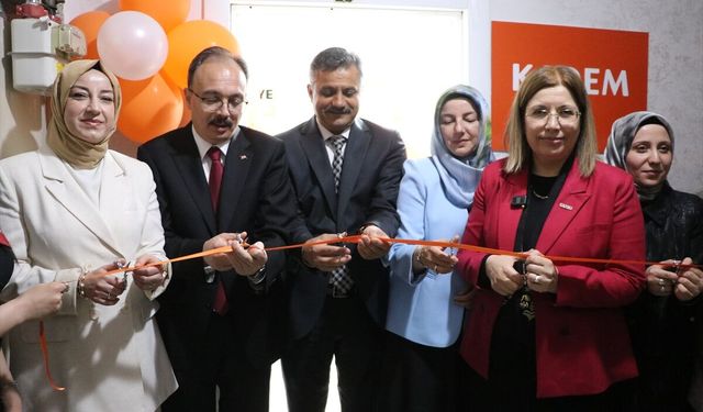 KADEM Başkanı Sarı'dan Kadınların Şiddetsiz Yaşamına Vurgu