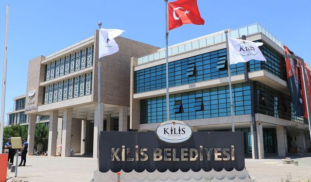 Kilis Belediye Başkanı Hakan Bilecen CHP'den ayrıldı