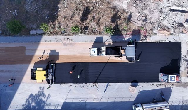Artuklu'da Yol Çalışmaları Devam Ediyor