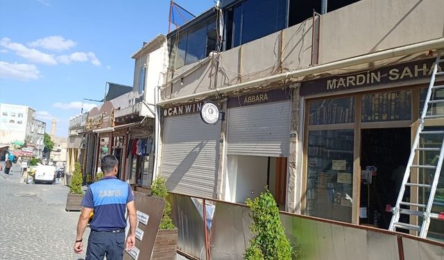 Mardin'de tarihi dokuyu koruma adımı: Tabelalar sökülüyor