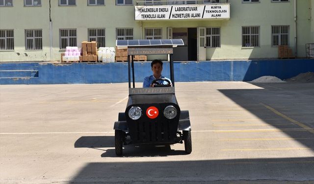 Siverekli Öğrencilerden Güneş Enerjili Araç Projesi