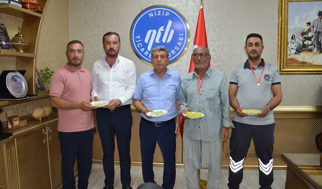 İlk boz Antep fıstığı ödüllendirildi