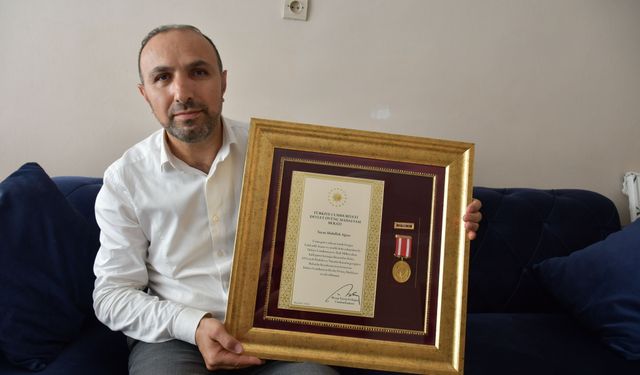 15 TEMMUZ DEMOKRASİ ZAFERİNİN 10. YILI - 15 Temmuz gazisi, hain darbe girişimini unutulmaması için her fırsatta anlatıyor