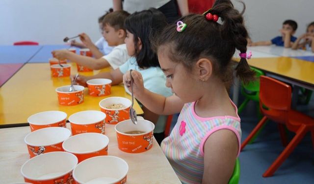 Adıyaman'da Çocuk Kampüsü'nde Aşure Etkinliği