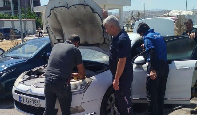 Adıyaman’da Hastane otoparkında araç yangını