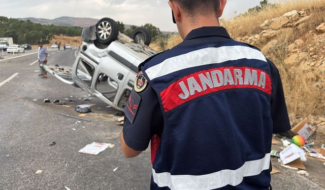Gölbaşı'nda Trafik Kazası: 5 Yaralı