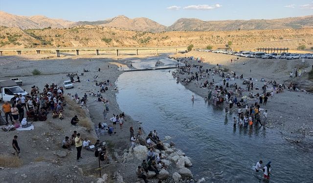 Kahta'da Çaya Giren Genç Hayatını Kaybetti