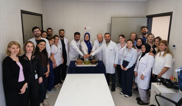 Biruni Üniversitesi 200. Kemik İliği Naklini Gerçekleştirdi