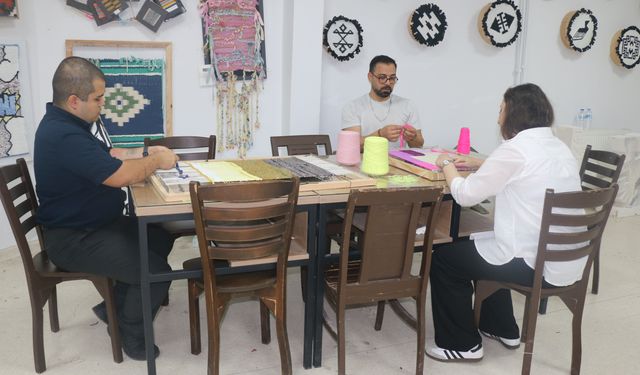 Gaziantep Halı Sektörüne Tasarımcı Yetiştiriyor