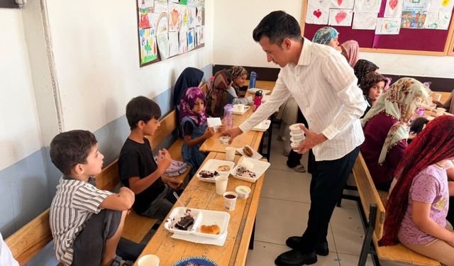 Kur'an Kursu Öğrencilerine Genç MÜSİAD Sürprizi