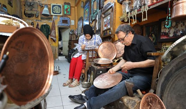 Baba Bakıra, Kızı Cama Hayat Veriyor