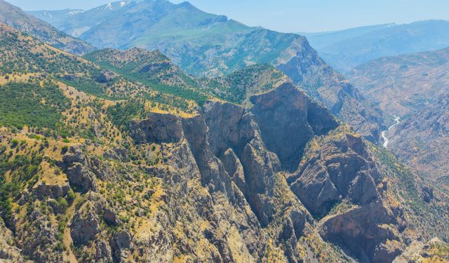 Siirt'in Guharan Yaylası Havadan Görüntülendi