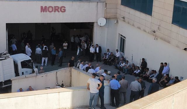 Siirt'te Balkondan Düşen Kız Çocuğu Hayatını Kaybetti