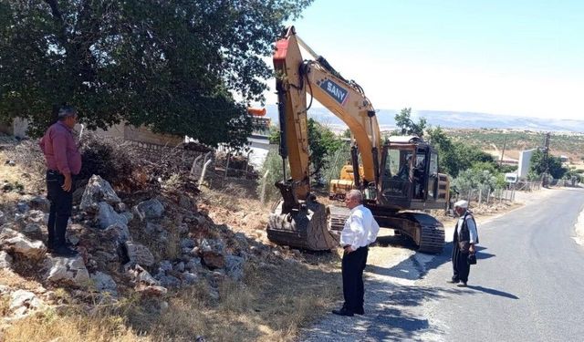 Suvarlı-Gaziantep yolunda genişletme çalışmaları başladı