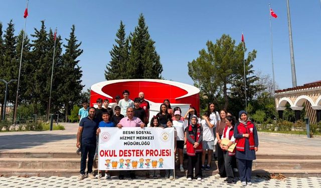 Besnili Çocuklardan Şehitlik ve Müze Ziyareti