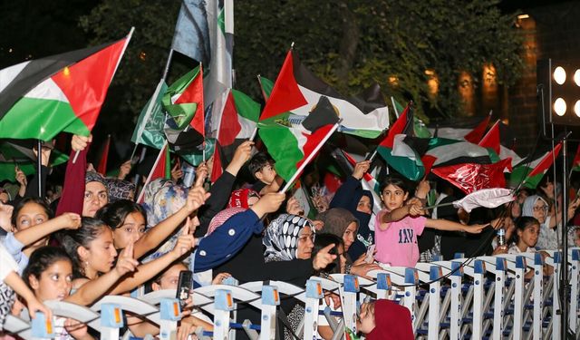 Filistin Konvoyu'ndan Diyarbakır'da Güçlü Destek Mitingi