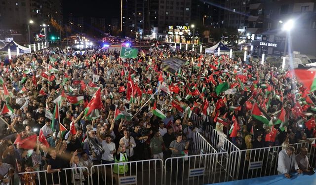 Gaziantep'te Filistin Konvoyu'ndan Büyük Miting
