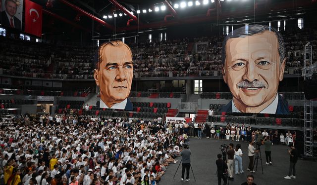 Gaziantep'te Yaz Okulu Coşkulu Kapanış Yaptı
