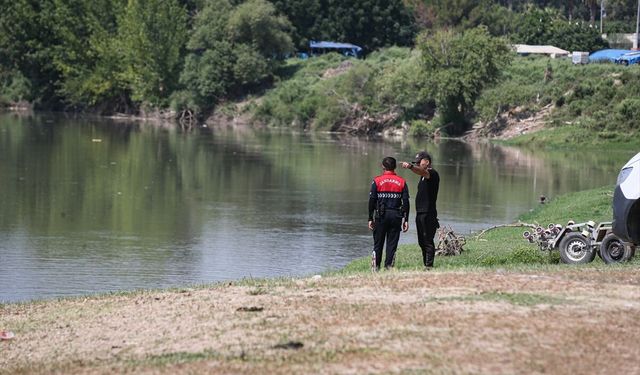Ceyhan Nehri'nde kaybolan 2 çocuktan 1'inin cesedi bulundu