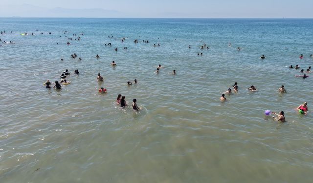 Gençler Şehitkamil Deniz Kampıyla Tatilin Keyfini