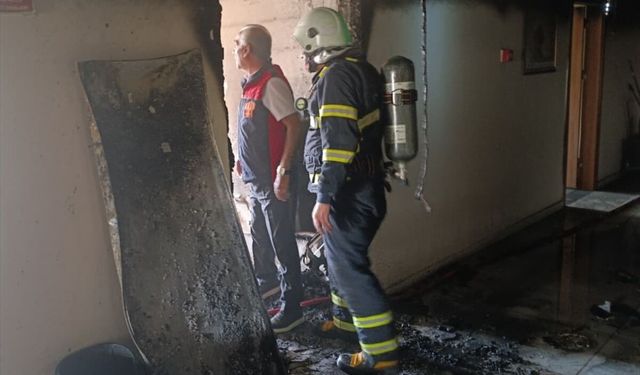 Siirt'teki Kız Yurdu Yangını Söndürüldü