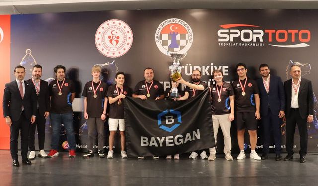 Bayegan Pendik, Satranç Süper Ligi'nde Yine Zirvede