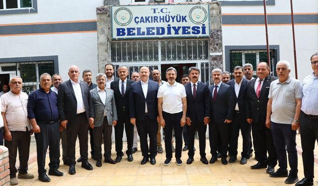 Vali Küçük, Çakırhöyük’te Vatandaşlarla Buluştu