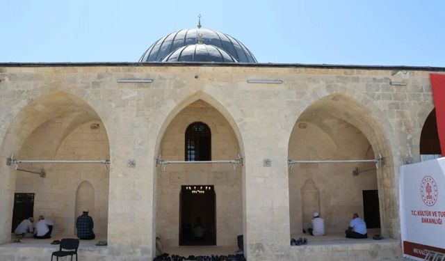 Adıyaman’ın Tarihi Musalla Camii Yeniden İbadete Açıldı