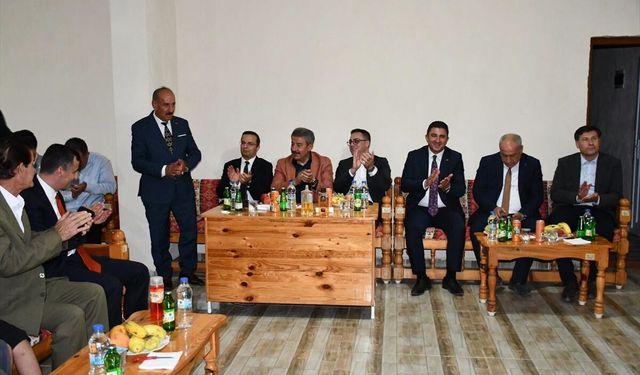 AK Parti Şırnak Milletvekili Tatar Cizre'de vatandaşlar buluştu