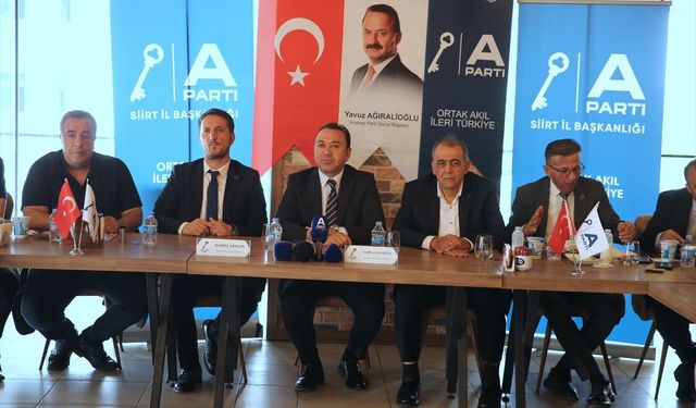 Anahtar Parti Genel Başkan Yardımcısı Siirt'te Toplandı