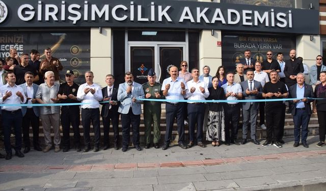 Batman'da Girişimcilik Akademisi Açıldı
